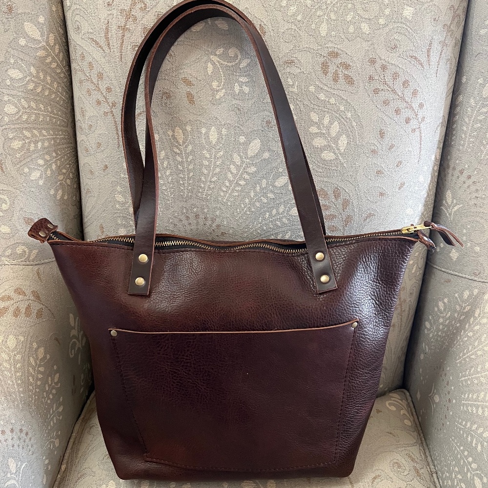 Portland Leather Medium Zippered Tote/Coldbrew (Brown)